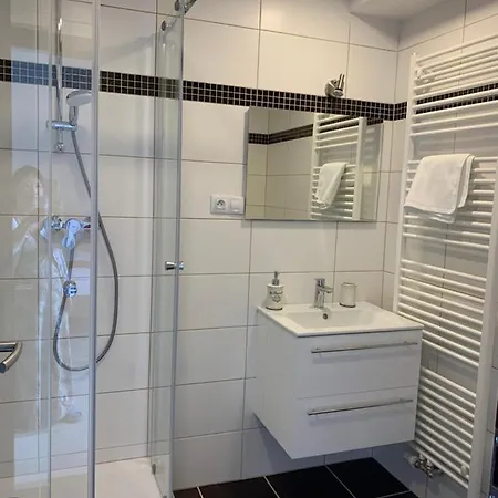 Guest house Vidhous 2 3*